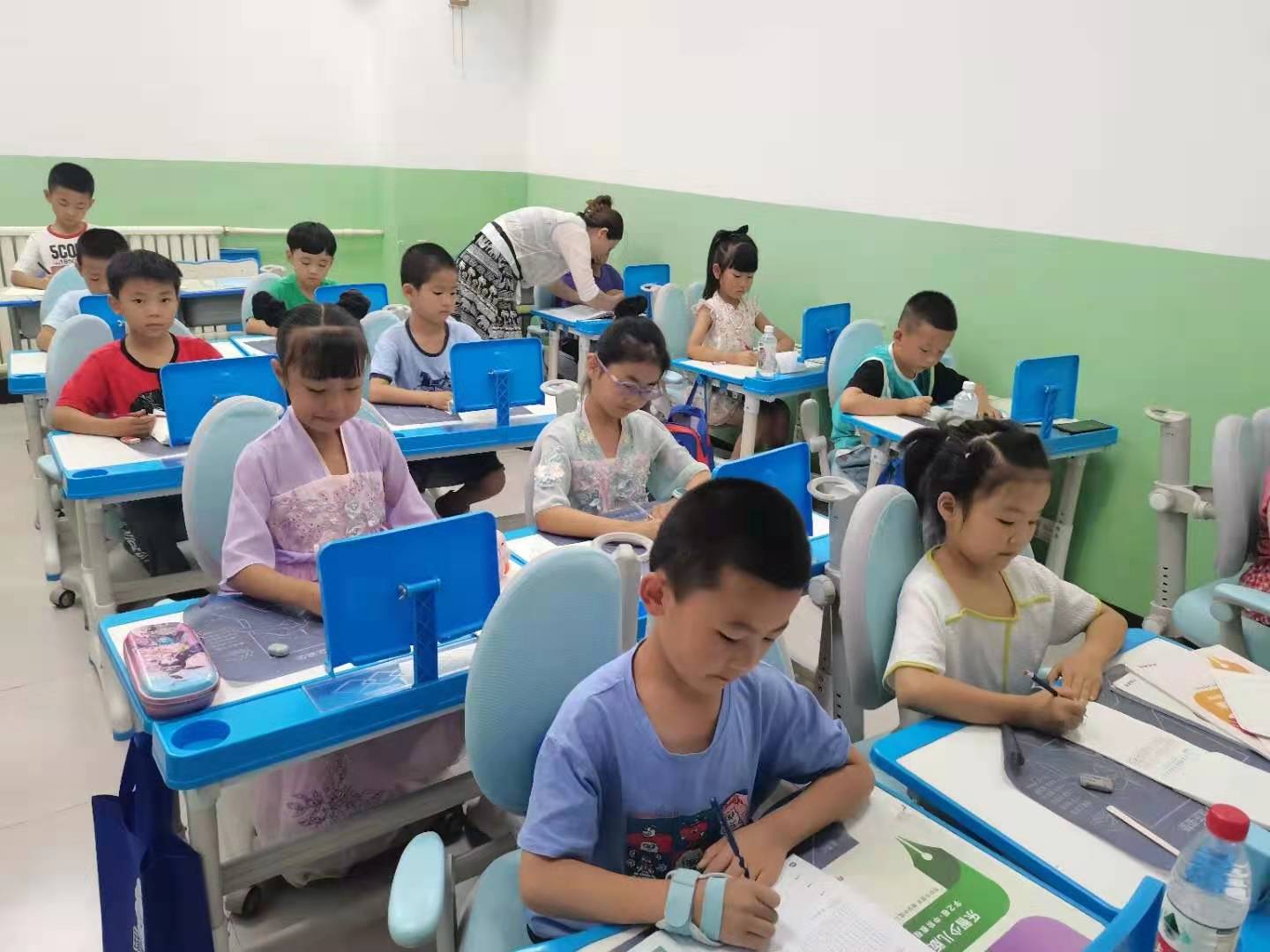 書法加盟多少錢？—鋒格練字甘肅白銀靖遠校區(qū)