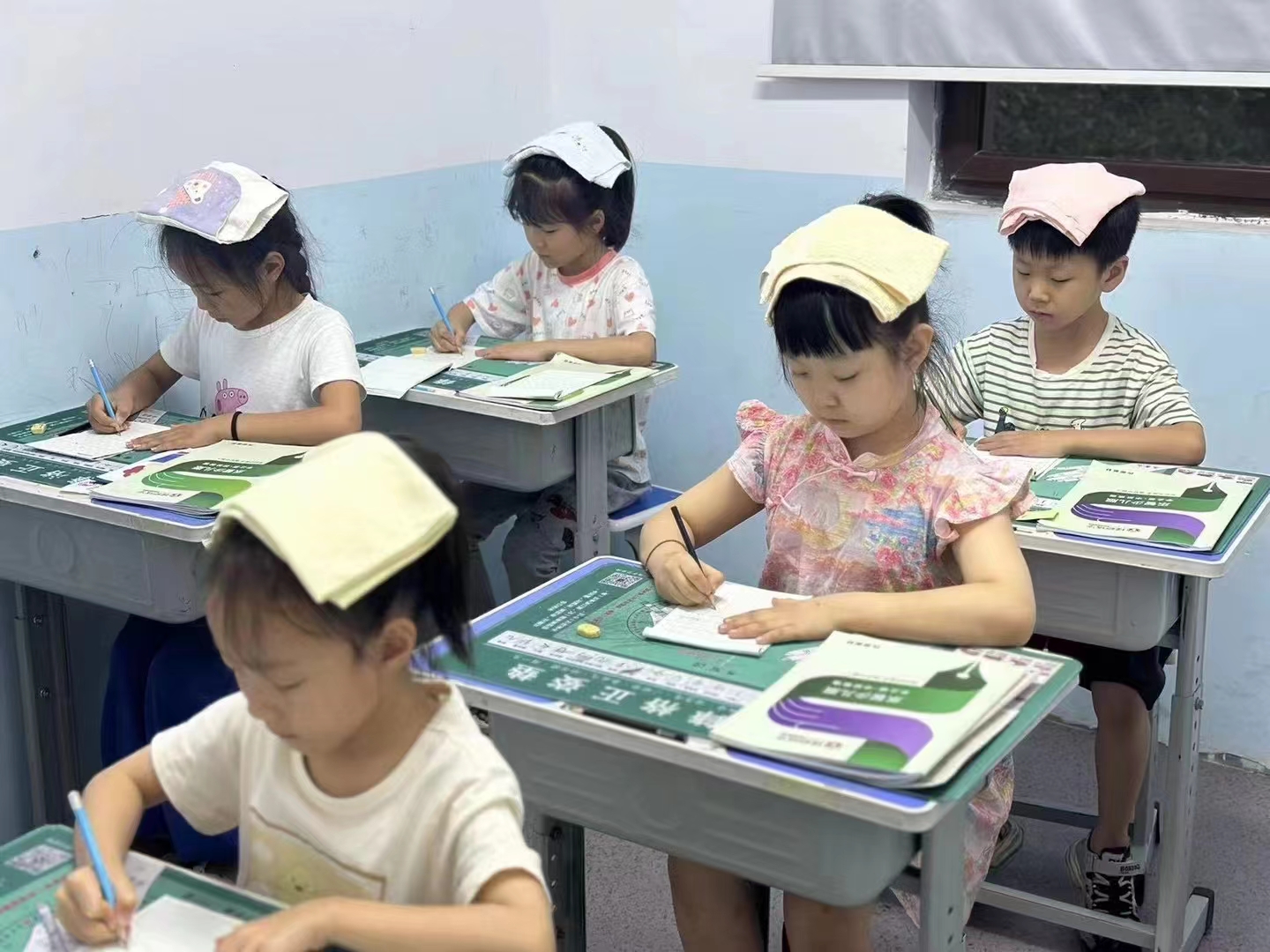 書法加盟多少錢？|鋒格練字鄭州新鄭龍湖書法加盟校區(qū)